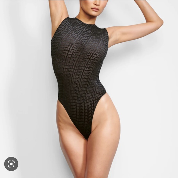 SKIMS Tops Euc Skims Velvet Sleeveless Bodysuit 2x In Soot Poshmark